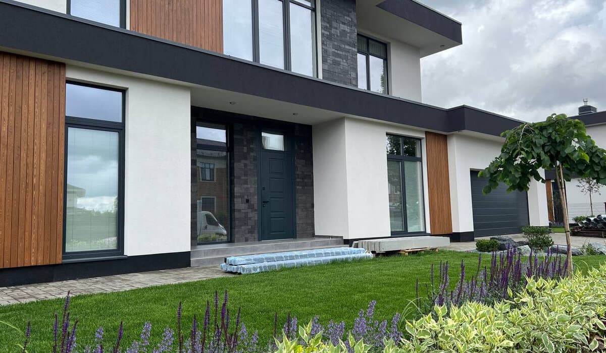 Novorizhsky Residence Garden